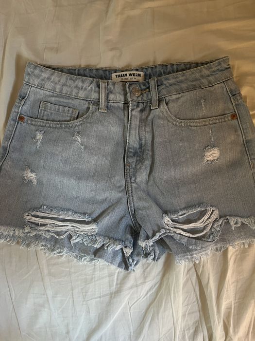 Jeansowe spodenki/szorty z przetarciami