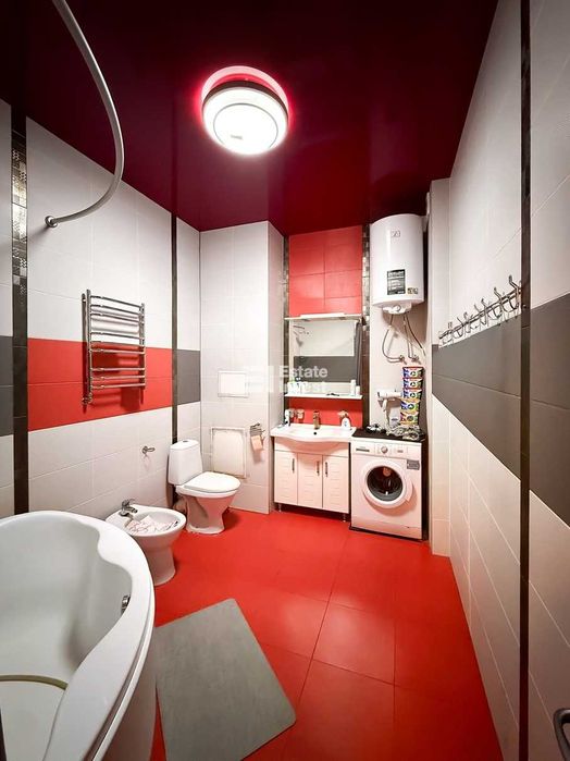 Продам 2 кімн. квартиру по вул. Клочківська, 258, ЖК Адмірал.