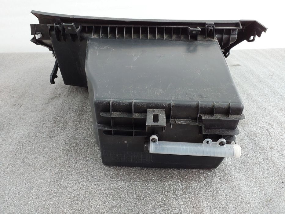 Porta luvas HONDA Civic VIII Hatchback (FN_, FK_)