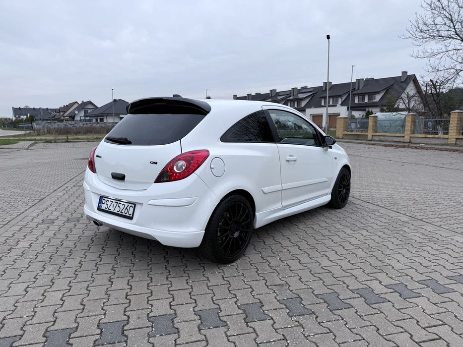 Opel Corsa GSI 1.6 turbo 175koni  2008r Biala perła!