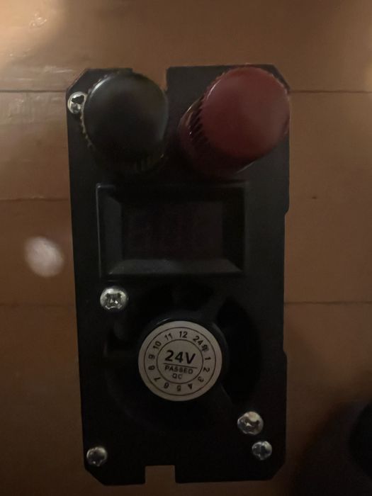 Tataliken 2500w, 24V