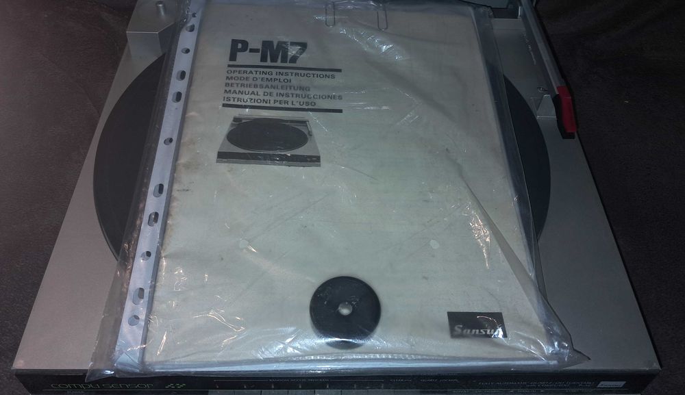 Gramofon Sansui P-M7