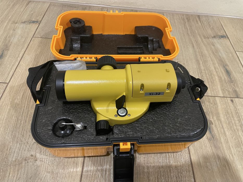 Niwelator optyczny/ budowlany/ geodezyjny/ auto level