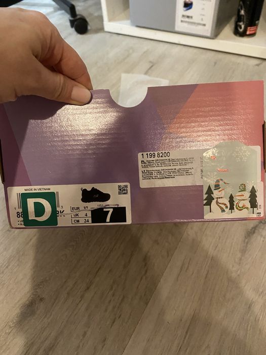 Buty Sketchers Memory Foam rozmiar 37