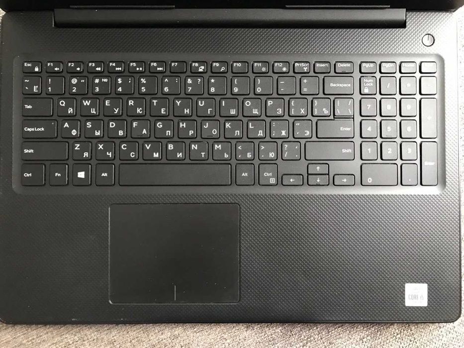 Ноутбук Dell Vostro 15 3590 (i5-10th Gen, 8GB RAM, Intel UHD Graphics)