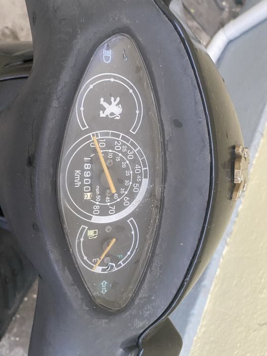 Peugeot V Clic 4T 50cc 2009