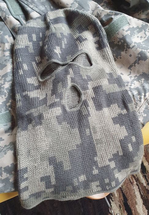 Kominiarka ACU w amerykańskim kamuflarzu  nowa