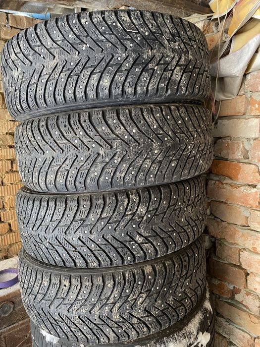 Шини Nokian 195/65/15 Зима Шип