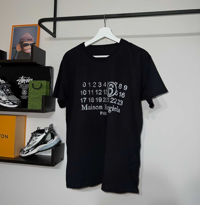 Футболка Maison Margiela (чорного кольору)