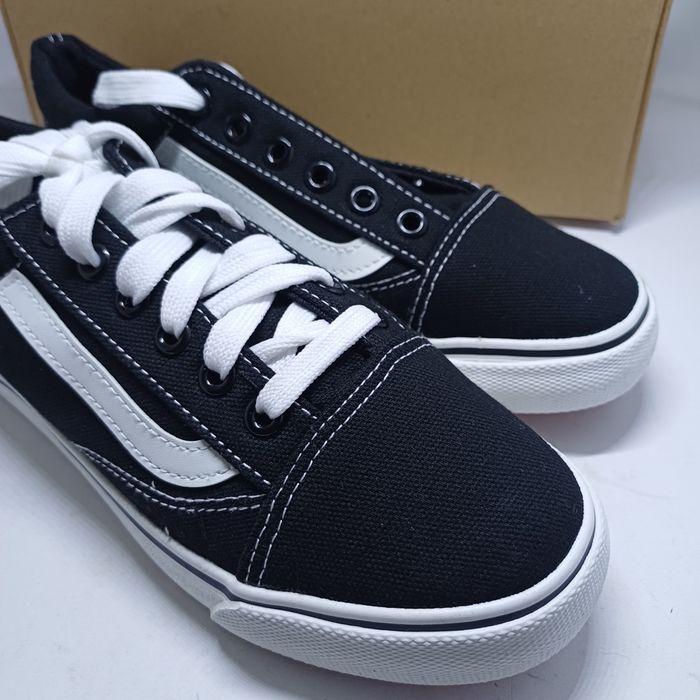 Trampki tenisówki buty roz 39 wkładka 24.5 cm