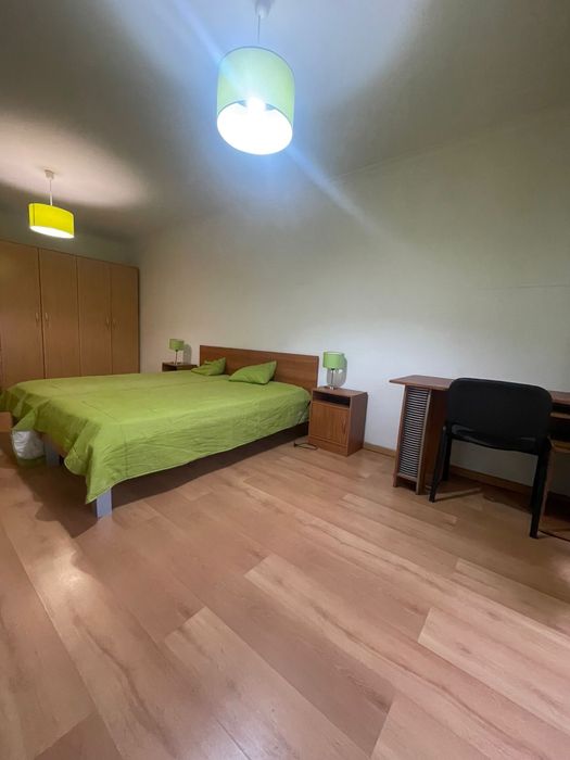 Quartos para Meninas Universitárias Aveiro