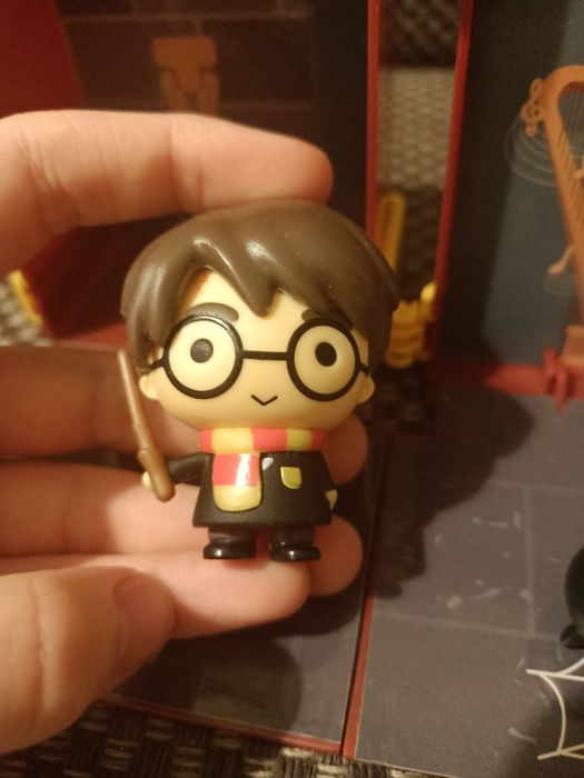 Harry Potter - Figurka z kuferkiem