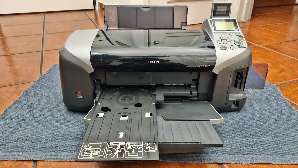 Impressora jato tinta epson modelo  stylus photo r320