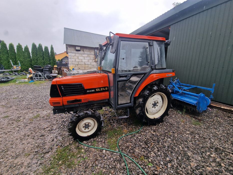 Traktorek Kubota GL240 , glebogryzarka