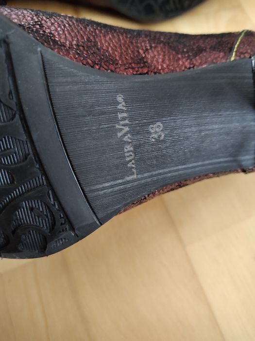 Nowe derby Laura Vita - r.38