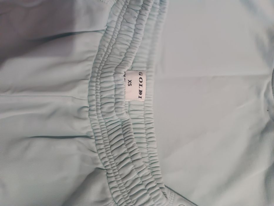 Продам костюм фірми goldi