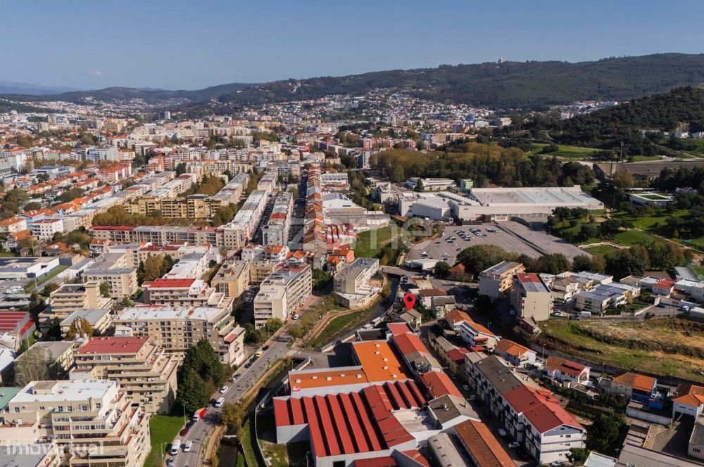 Moradia Exclusiva com Lote de 780 m² no Centro de Braga