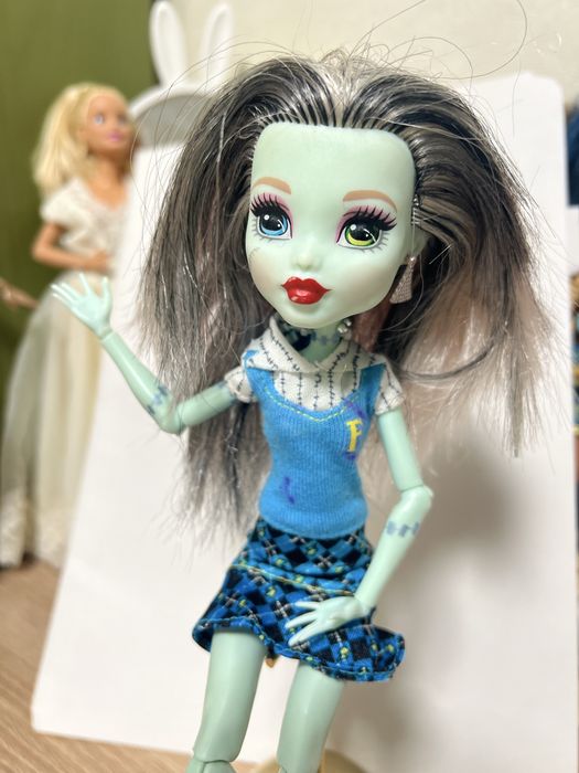 Продам ляльку Monster High Френки Штейн