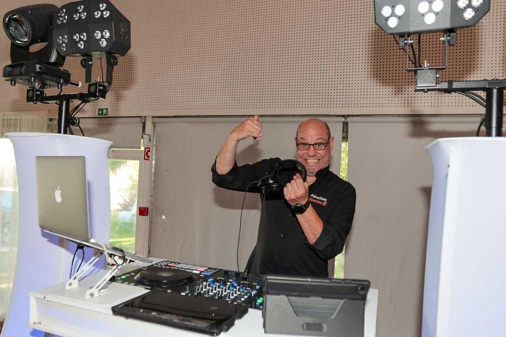Animação e DJ para Casamentos, Baptizados e Festas de Empresas