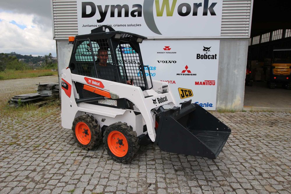 Bobcat Mini carregadora, S70 Tração integral 4 rodas,  como nova