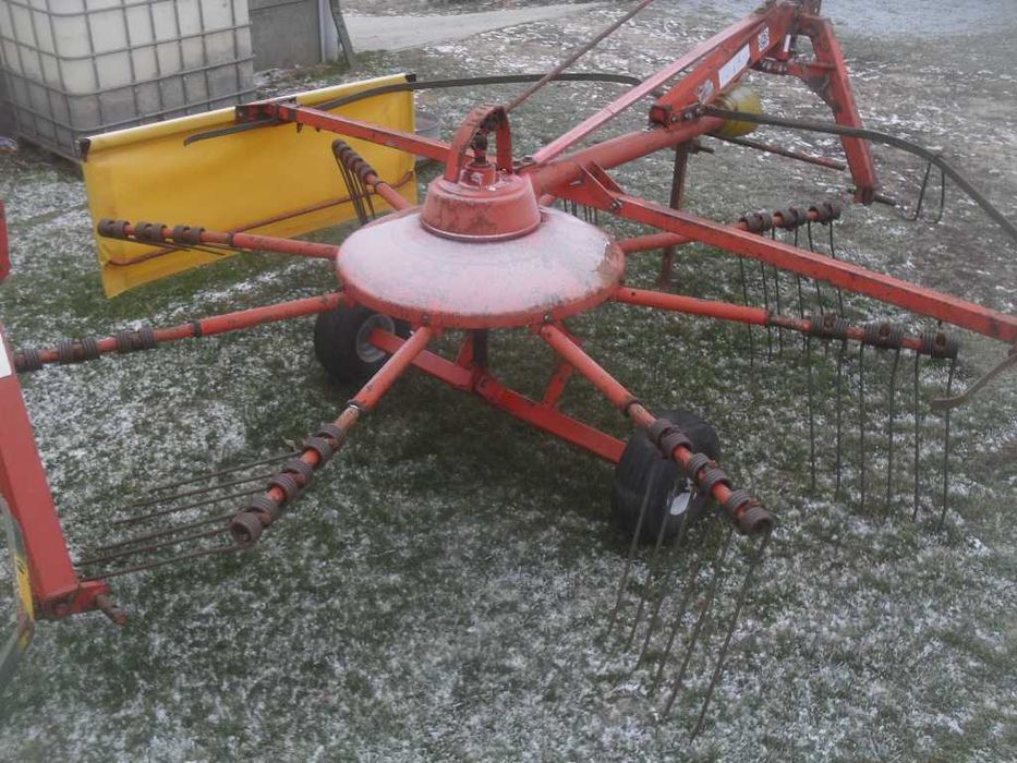 Przetrząsarka ,przewracarka, zgrabiarka , podgrabiarka, pająk do siana