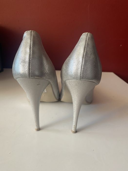 Buty na obcasie