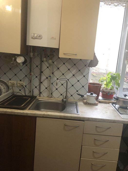 Продам 2-к квартиру з ремонтом, 55 кв.м, у центрі на вул. Базарної/Маразліївська (3-217-451)