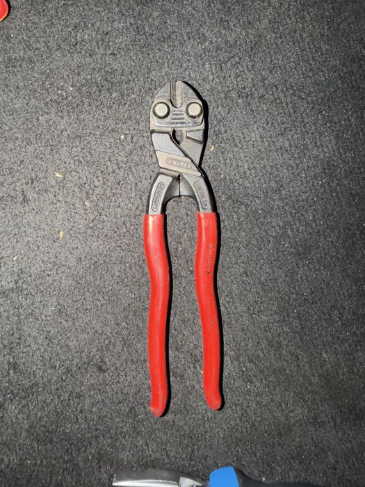 Alicate compacto knipex CoBolt de 200mm