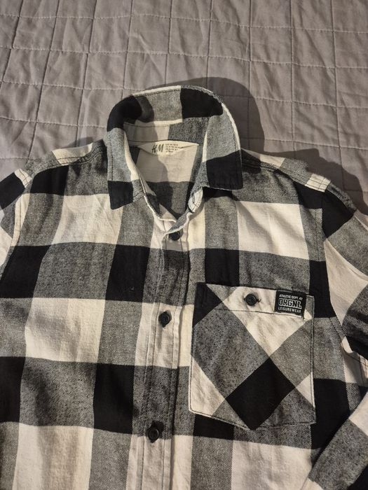Sprzedam koszulę w kratę na H&M na rozmiar 140-146 cm