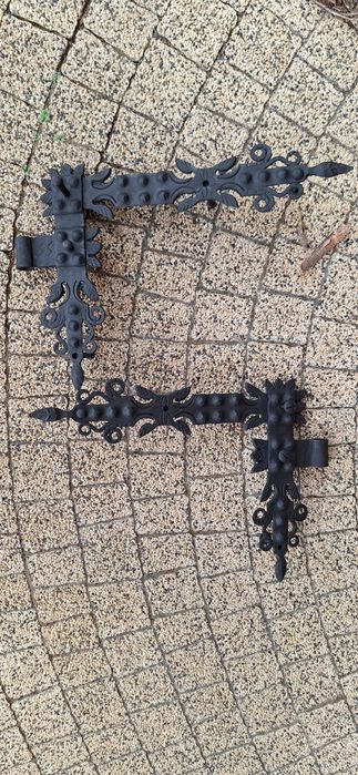 zawiasy ozdobne do drzwiczek