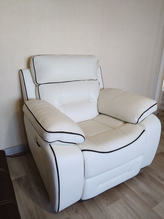 Шкіряний диван реклайнер крісло розкладне  кожаное раскладное кресло