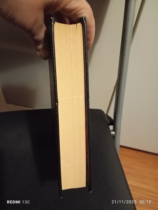 Livro de capa dura " El-rei Junot"