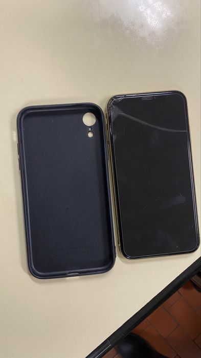 Iphone XR em bom estado