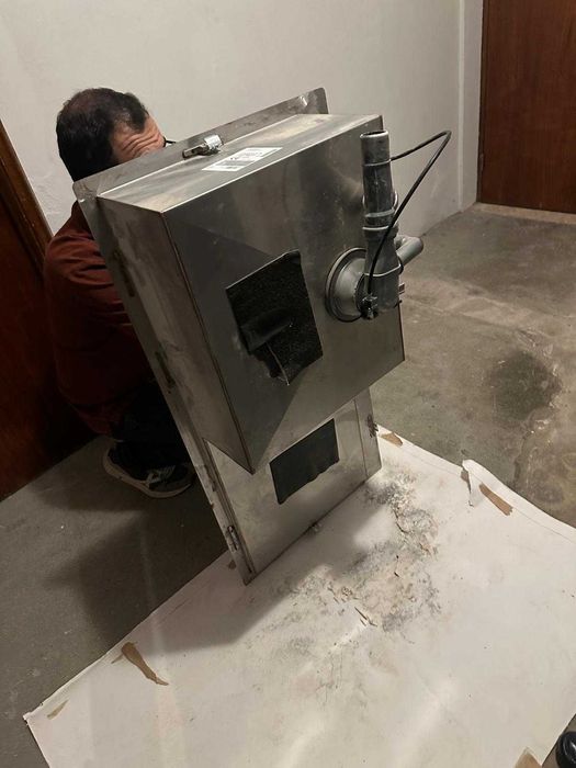 Pia Cozinha em Inox, marca FRANKE c/ torneira