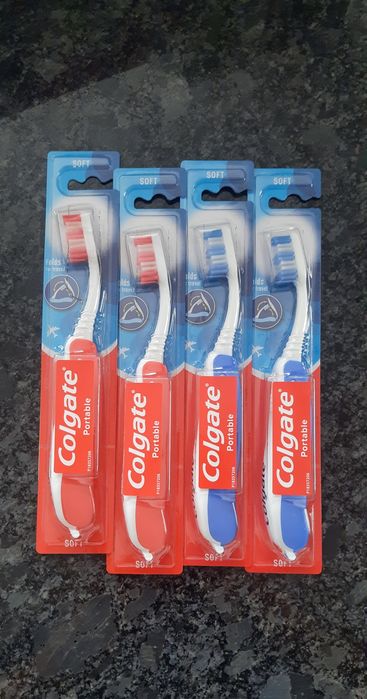 Colgate Portable/Travel, podróżne szczoteczki do zębów składane, miękka soft 4 sztuki
