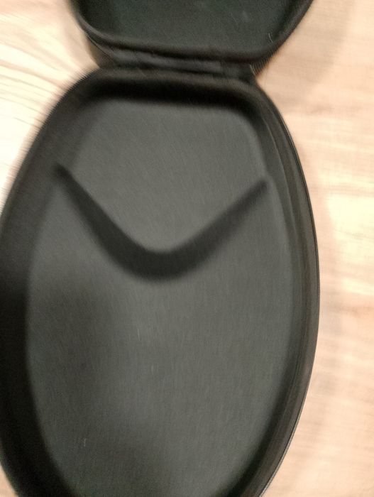 Twarde etui pokrowiec Khroom