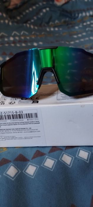 Ultra lekkie okulary przeciwsłoneczne sunglasses UV