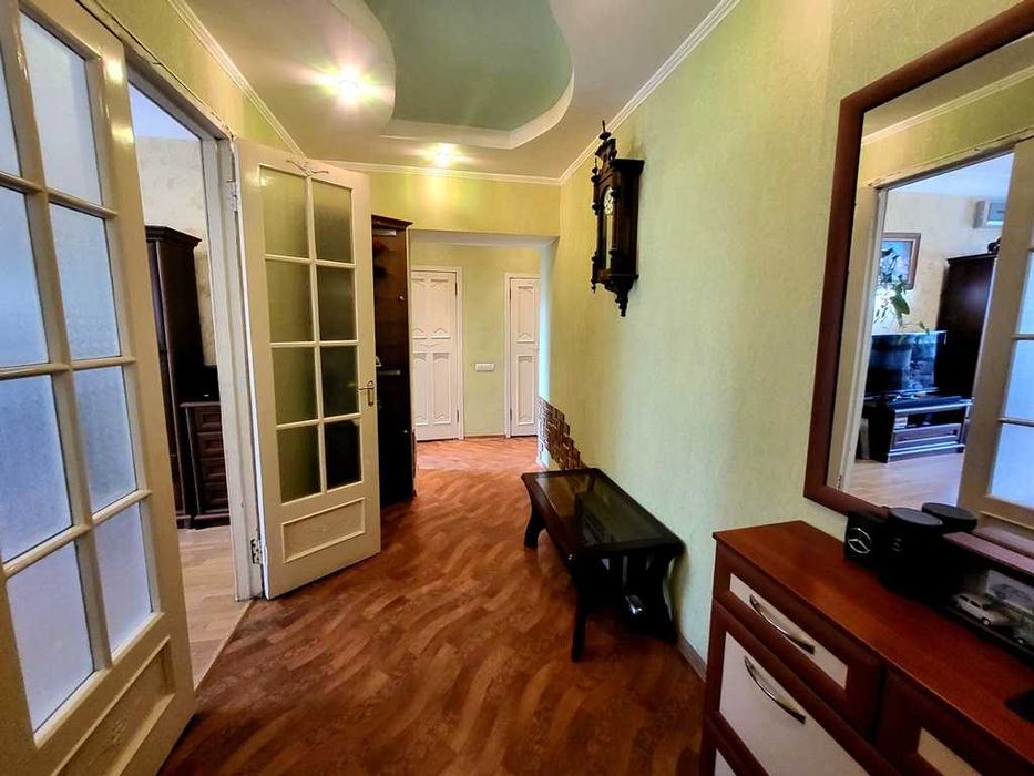 Продаж 2-х к.кв. ЦЕНТР міста вул. 12 Квітня буд.№5 (4 поверх).