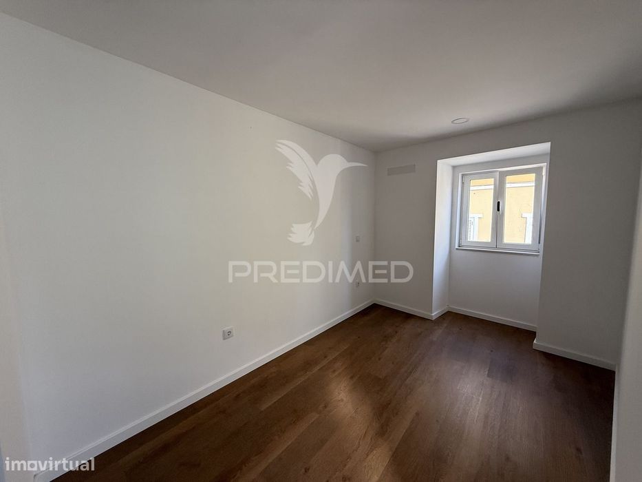 Apartamento T1 com Logradouro - Alcanena