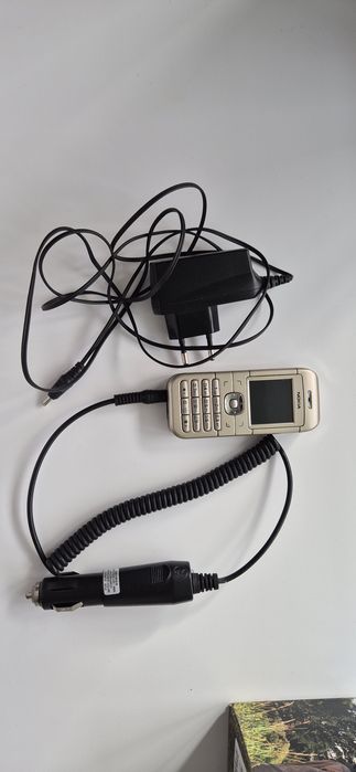 Телефон мобільний кнопковий Nokia 6030
