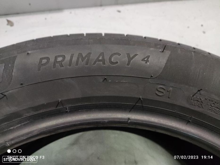 2 pneus semi novos 215-55r18 michelin - oferta dos portes 120 EUROS