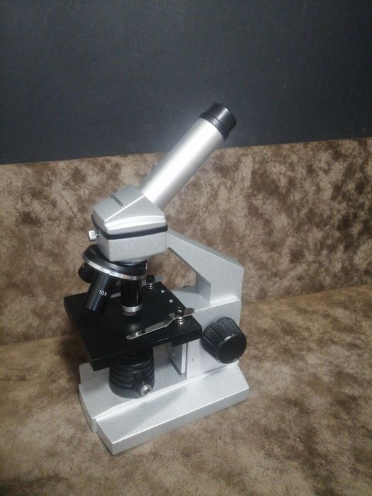 Мікроскоп Bresser 40-1024x