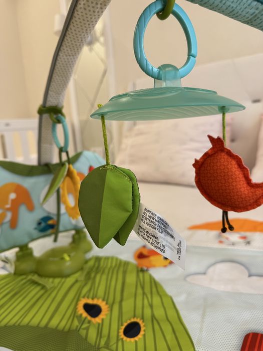 Розвиваючий килим tiny love