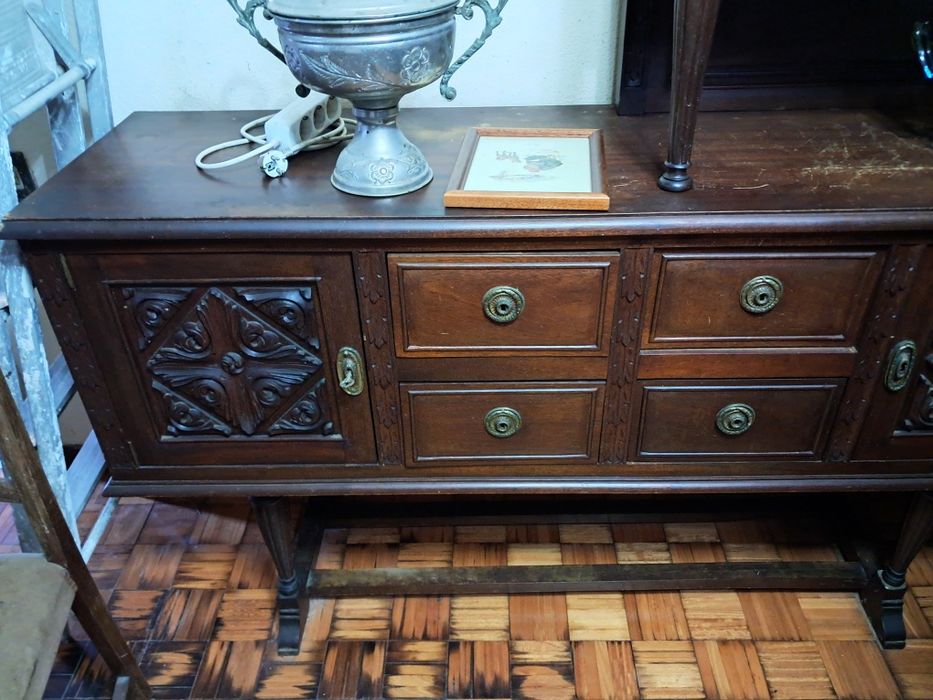 Móveis antigos..em bom estádo