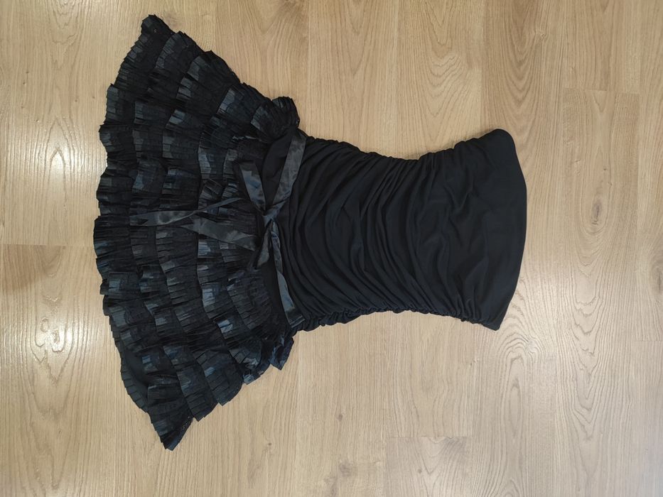 Czarna sukienka mini (wesele / 18tka)