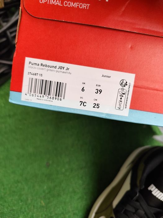 Śliczne Sneakersy Puma rebound joy rozmiar 39