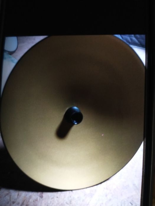 2 lampy wiszące biała i czarna