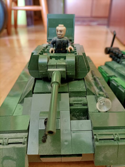 Zestawy wojskowe Cobi