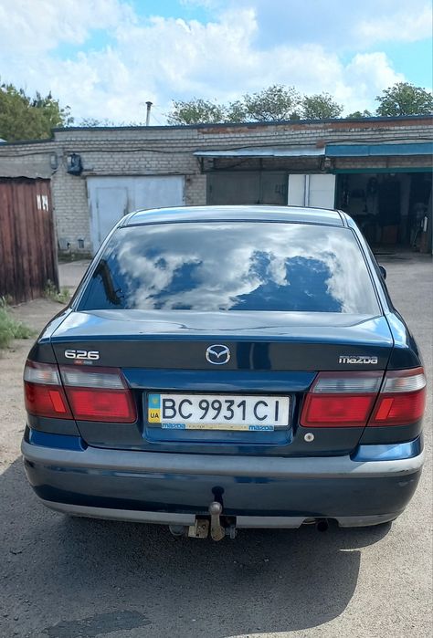 Продаж Mazda 626 седан