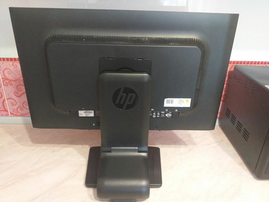Монитор  HP 23" диагональ. Full HD.